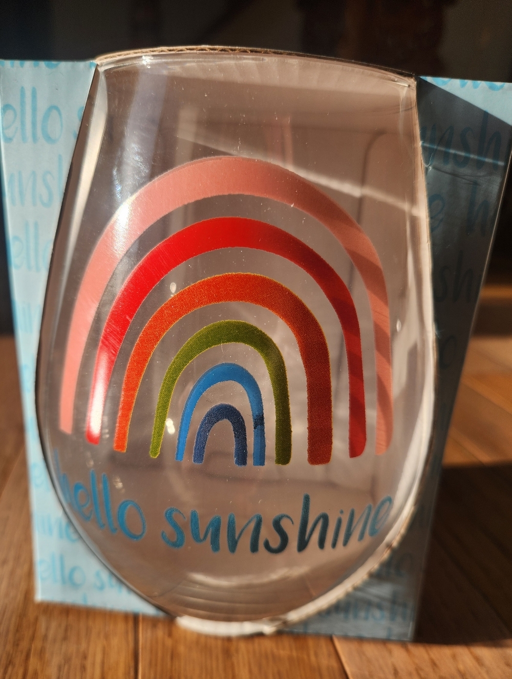 NWT Wine Glass With Pretty Paint Colors